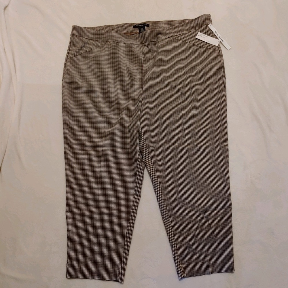 ZAC & Rachel Woman Plaid Slim Ankle Pants